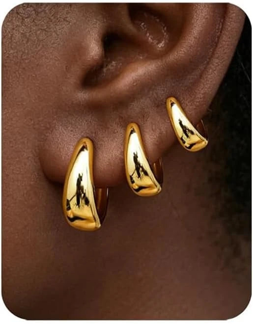 Classy Minimalist Gold Hoop Earrings Set